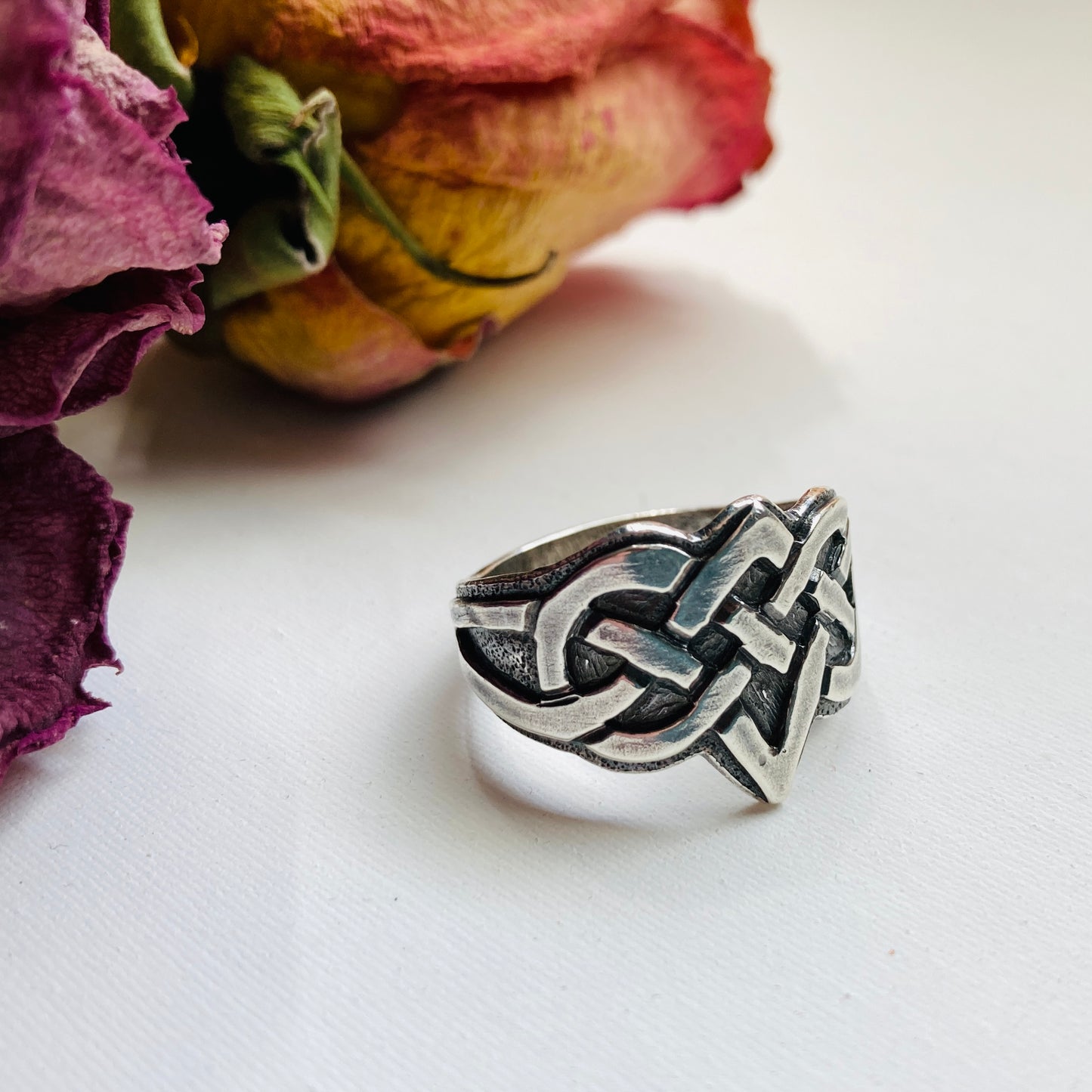 Celtic Knotwork Sterling Silver Ring Size 8